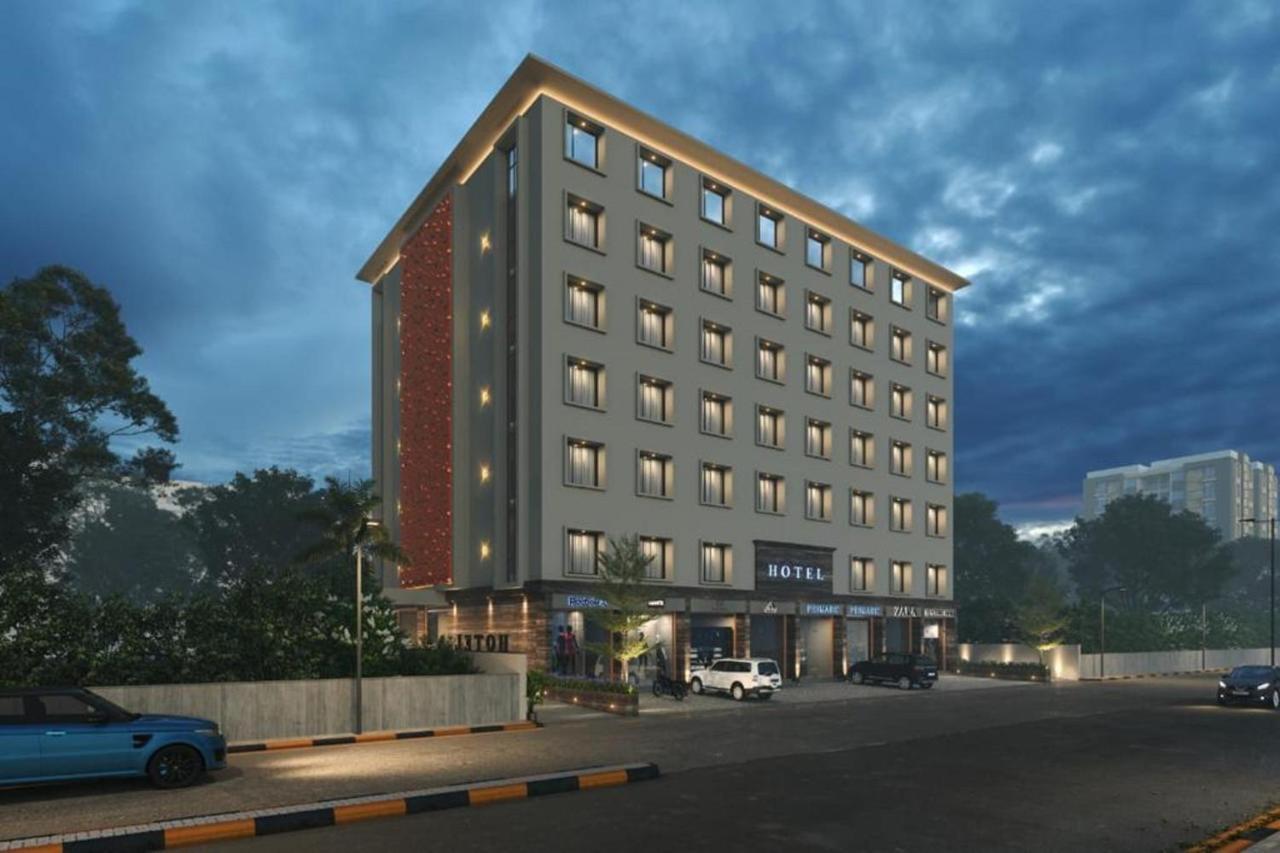 The Sky Imperial Hotel Kailash Jāmnagar Extérieur photo